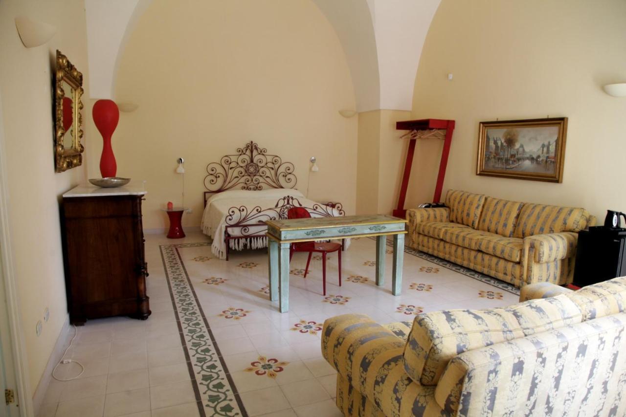 Villa Urso Bed&Breakfast 몬테로니디레체 외부 사진